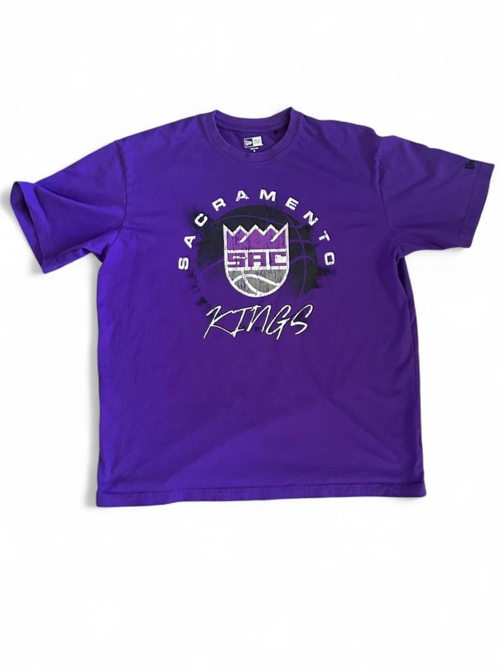 New Era Sacramento Kings Purple Graphic Tee Men’s Size XL